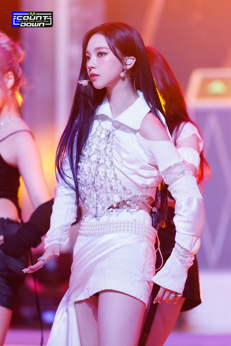 220714 aespa - 'Girls' at M Countdown documents 5