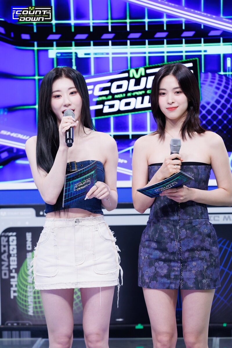 230810 ITZY Ryujin & Chaeryeong - Special MCs at M COUNTDOWN documents 8