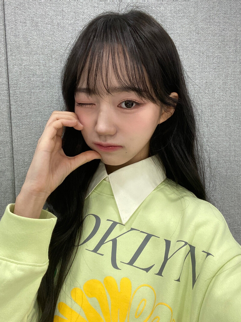 240419 tripleS Instagram & Twitter Update - Shion documents 2