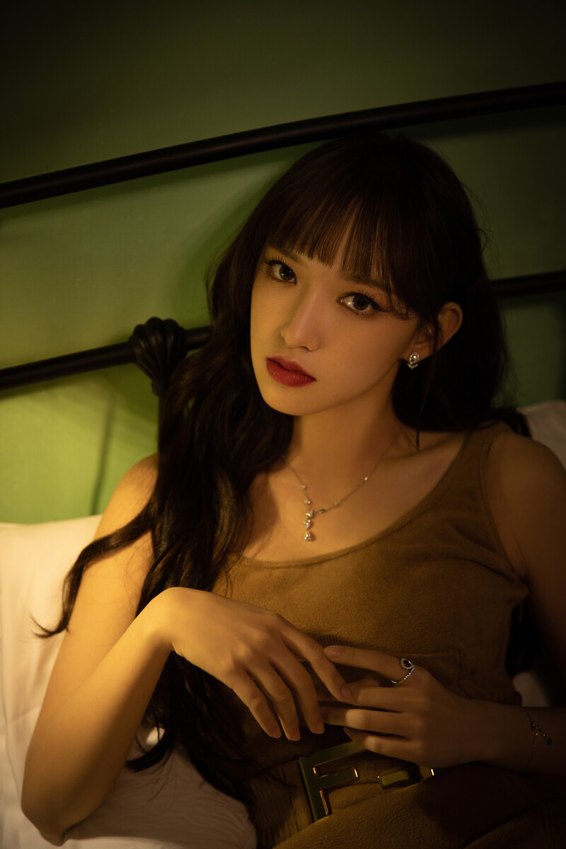 211109 Cheng Xiao Weibo Studio - Nylon Magazine 4th Anniversary Party documents 3