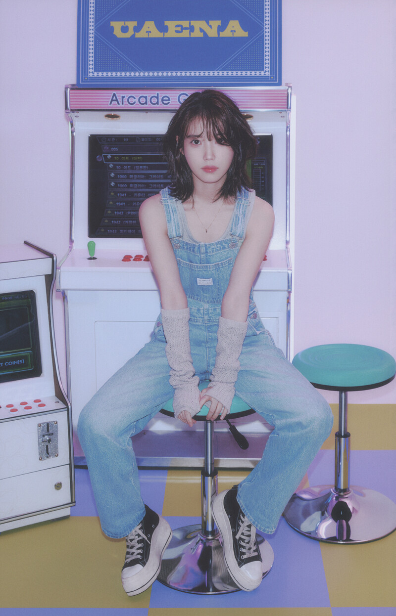 IU - 7th Official Fanclub Kit "UAENA" (Scans) documents 3