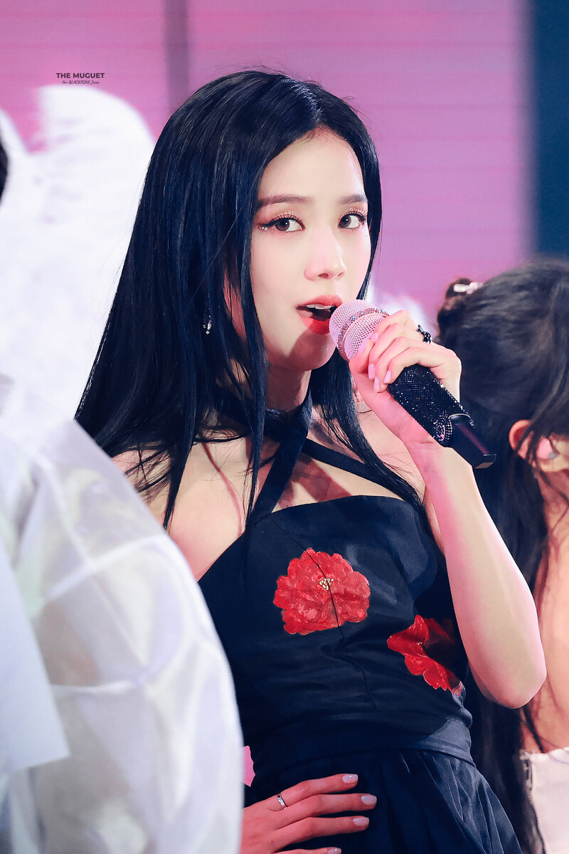 230715 BLACKPINK Jisoo - 'BORN PINK' Concert in Paris | kpopping