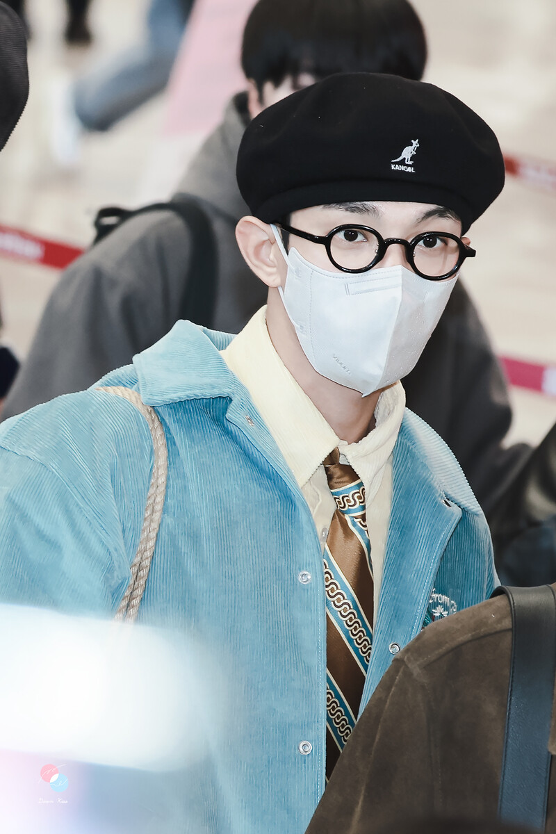 241203 SEVENTEEN DK at Gimpo International Airport documents 7