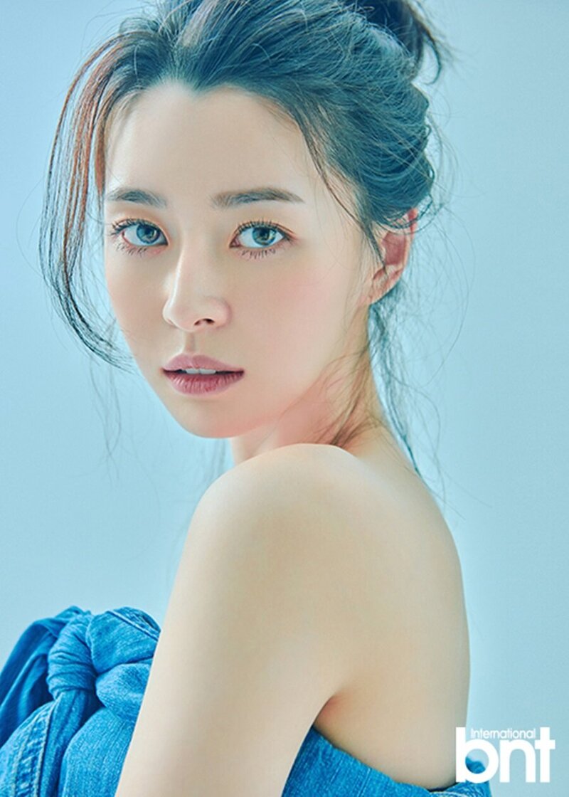 Kwon Nara for BNT International | August 2018 documents 2