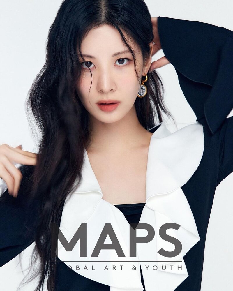 MAPS NOVEMBER ISSUE with SEOHYUN documents 2