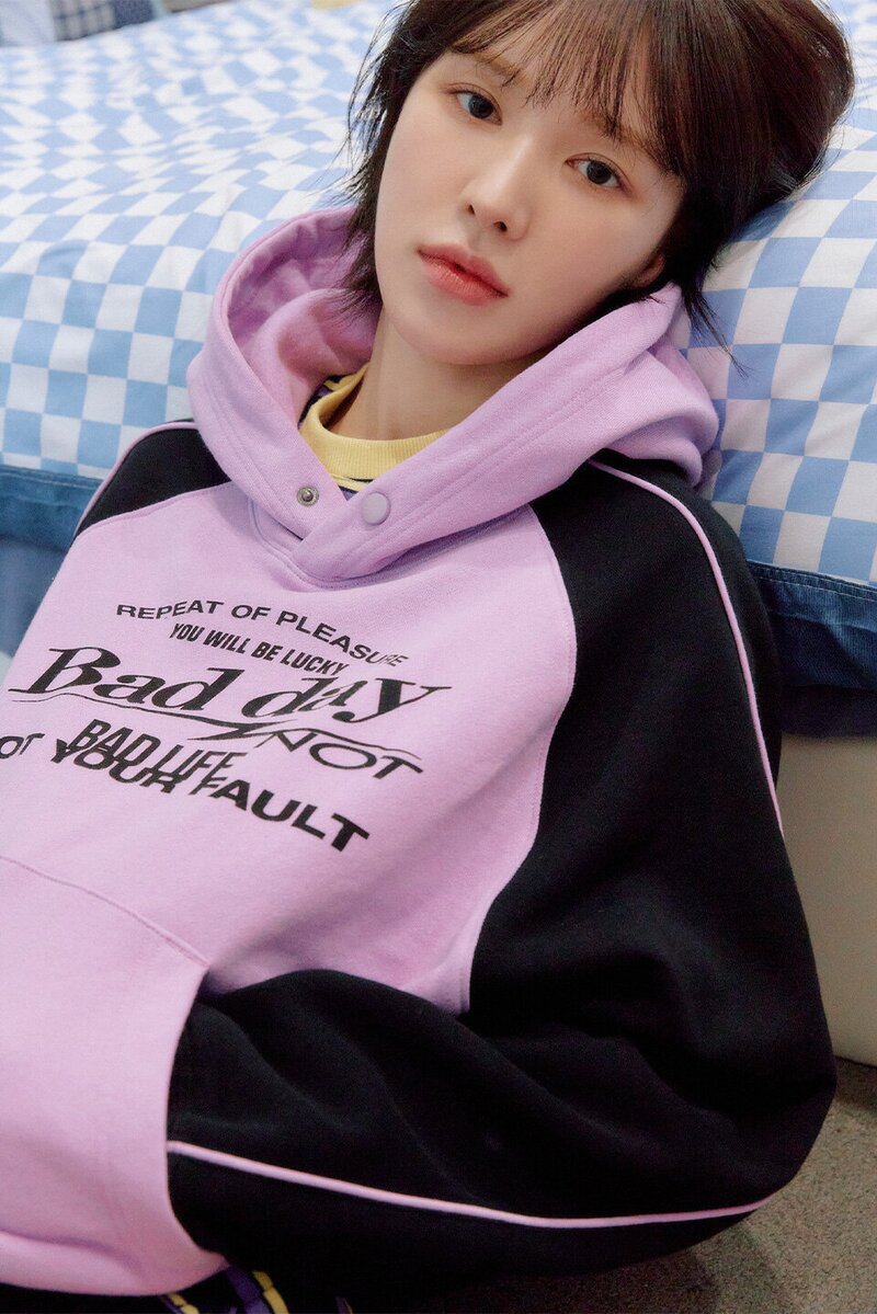 Red Velvet Wendy x GROOVE RHYME 23 S/S Collection documents 1