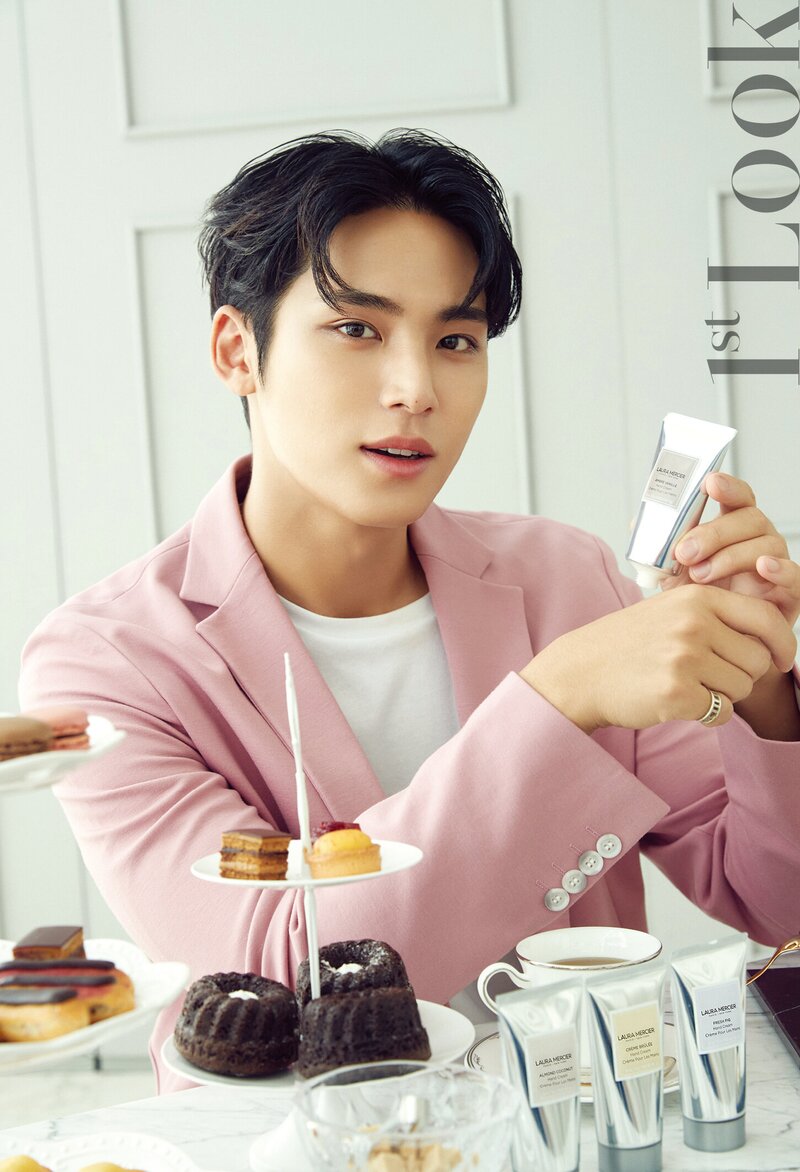 SEVENTEEN's Mingyu for 1st Look Magazine Vol. 222 documents 5