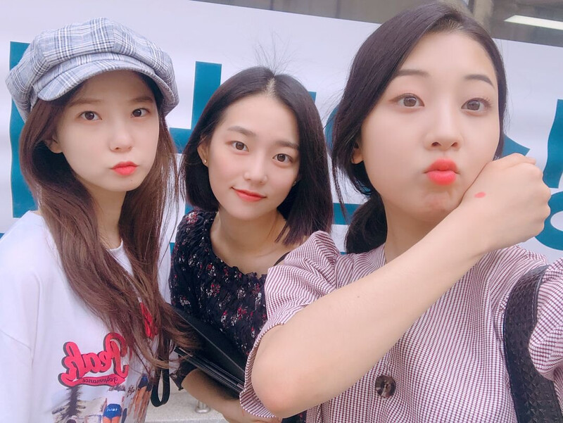 180608 CLC IG update - Yujin, Seungyeon, Yeeun documents 2