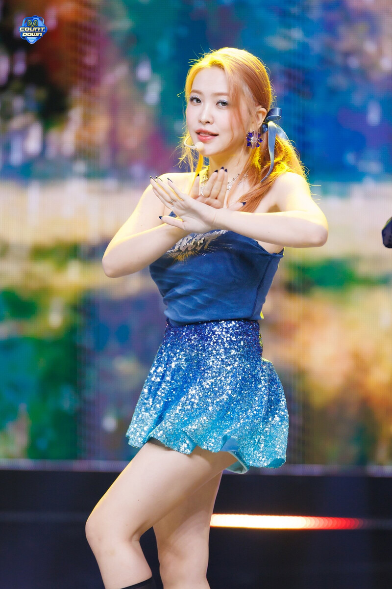 240704 RED VELVET Yeri - 'Cosmic' at M Countdown documents 4