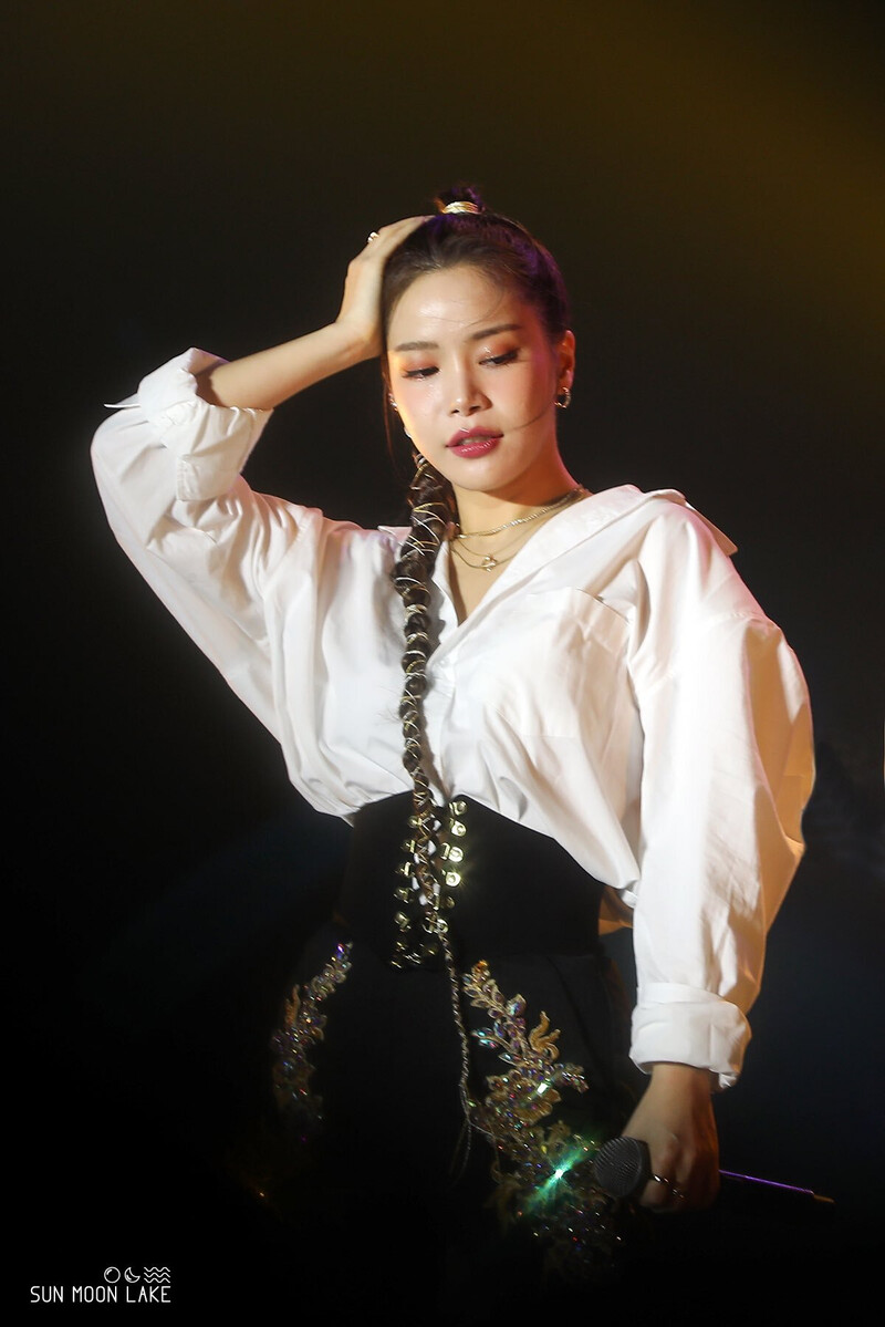 230114 MAMAMOO Solar - 'MY CON' World Tour  in Taipei Day 1 documents 5