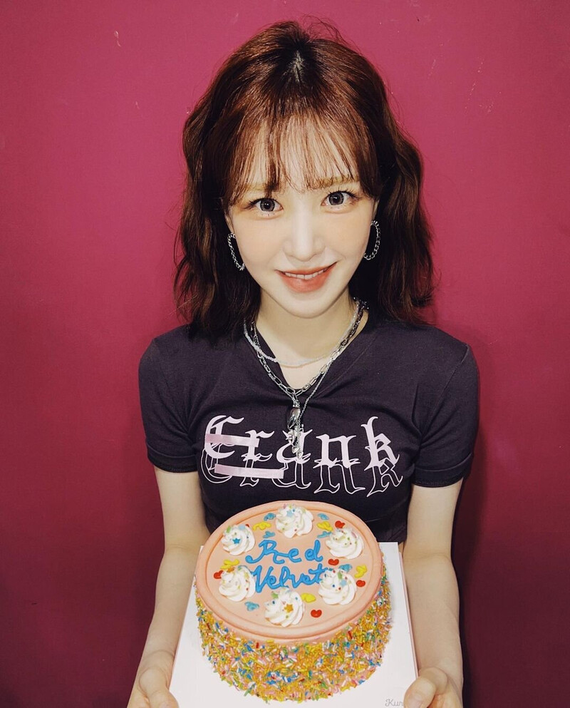 221110 RED VELVET Wendy Instagram Update documents 1