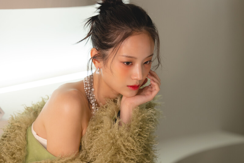 221130 JUST Naver - Jang Gyuri - 'Singles Magazine’ Behind The Scenes documents 15