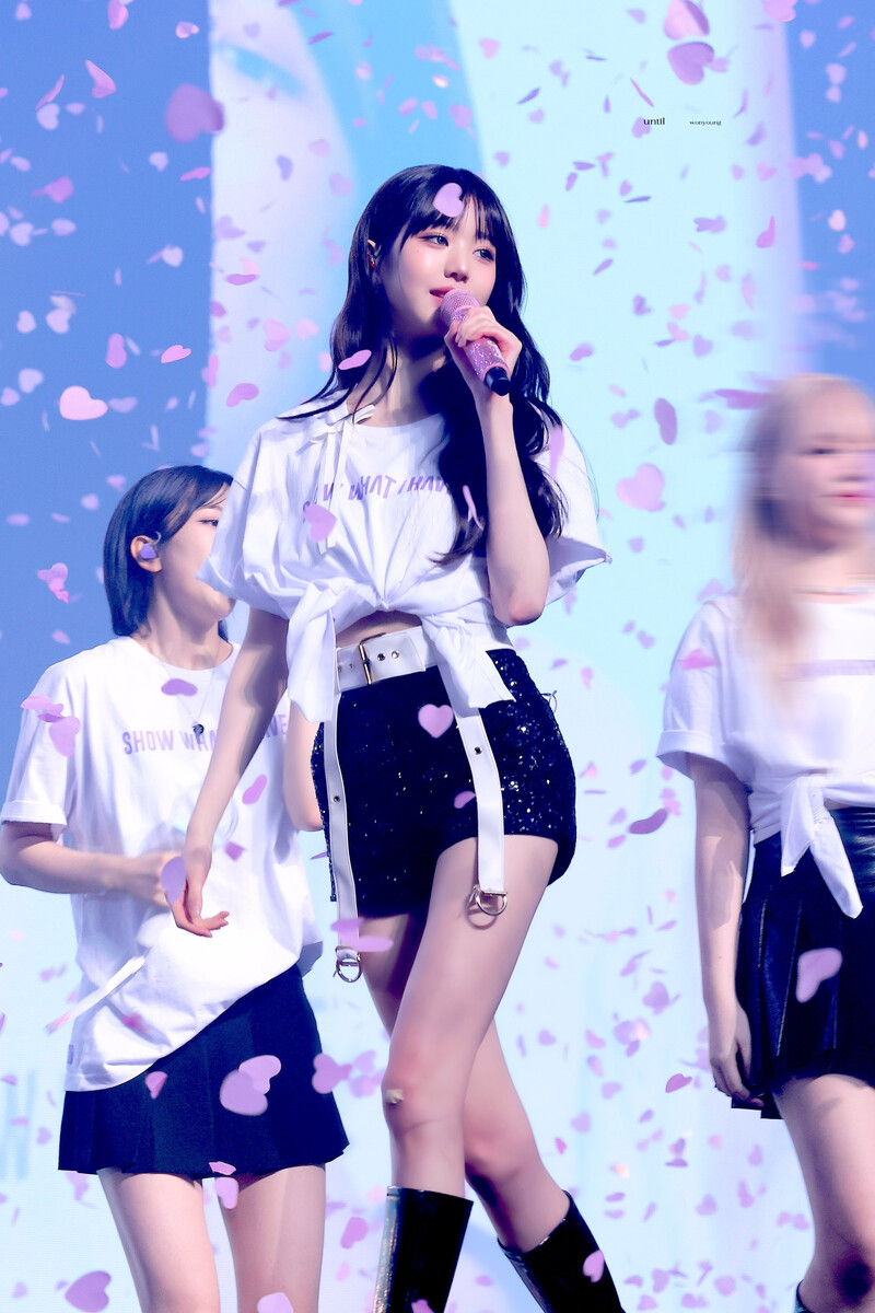 231008 Jang Wonyoung - IVE The First World Tour 'Show What I Have' in Seoul Day 2 documents 2