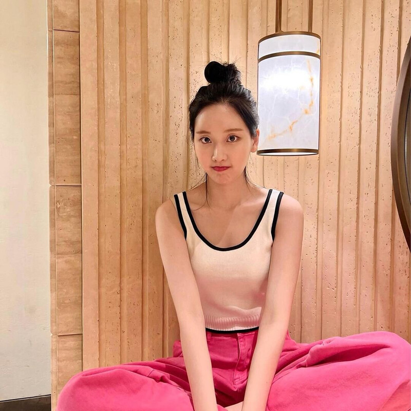 220620 MOMOLAND Instagram Update - Nayun documents 3