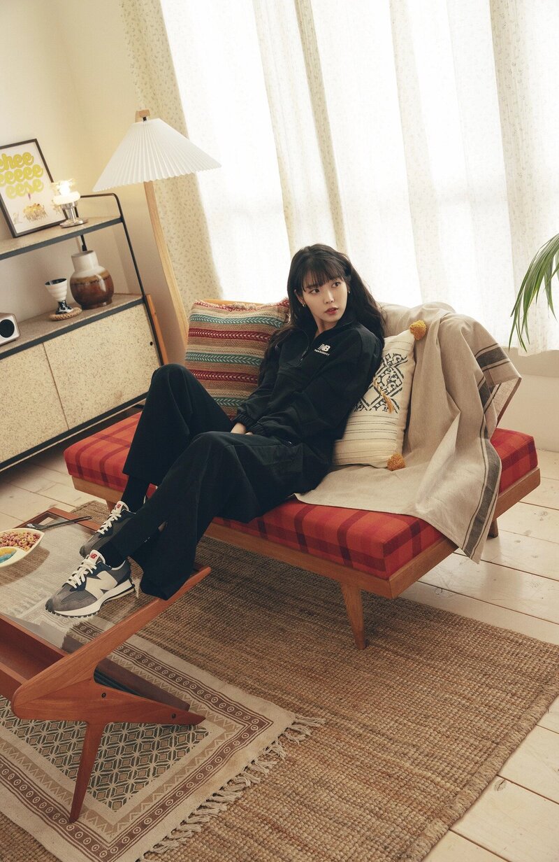 IU for New Balance 2022 SS 'Blessed' Campaign documents 9