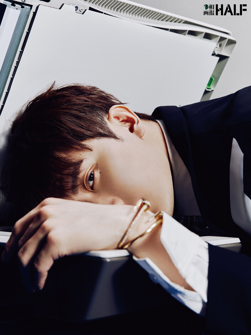 Zhoumi for HALF半相画报 Magazine May 2021 Issue documents 1