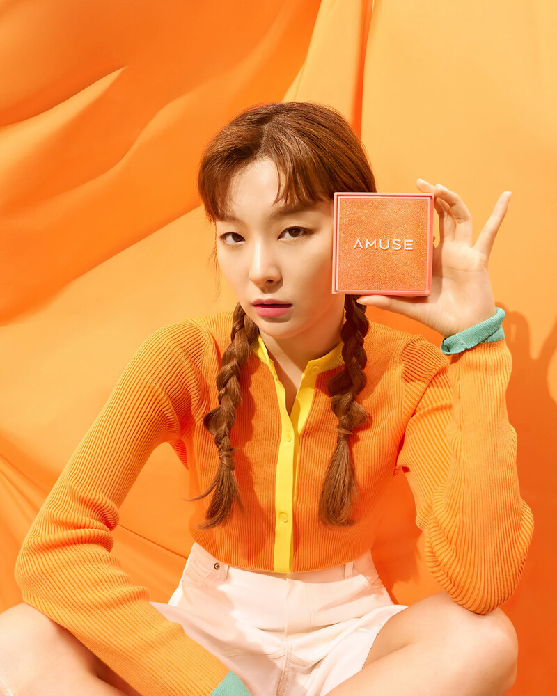 Red Velvet Seulgi for AMUSE Sunlit Eye Palette documents 4