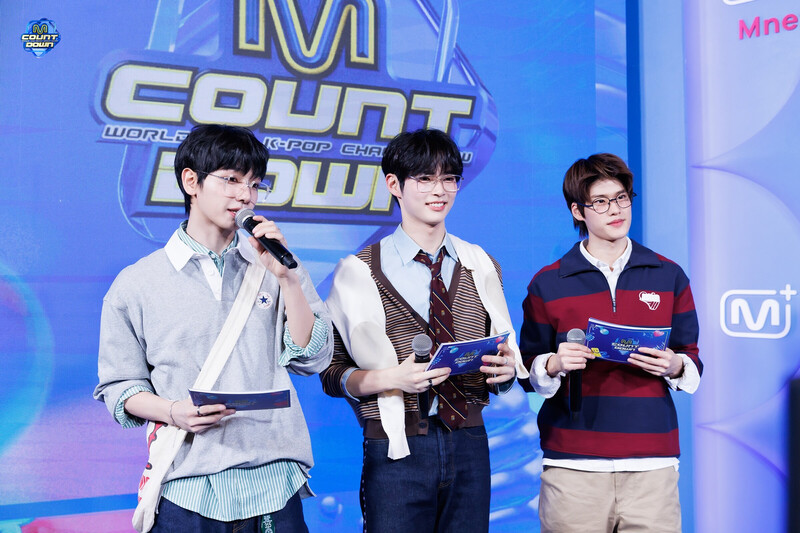 240229 MC Hanbin, Sohee, and Jaehyun at M Countdown documents 9