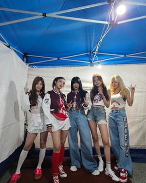 240521 APINK Eunji, Chorong, Namjoo, Bomi, Hayoung Instagram update - at Korea University KUTOPIA festival