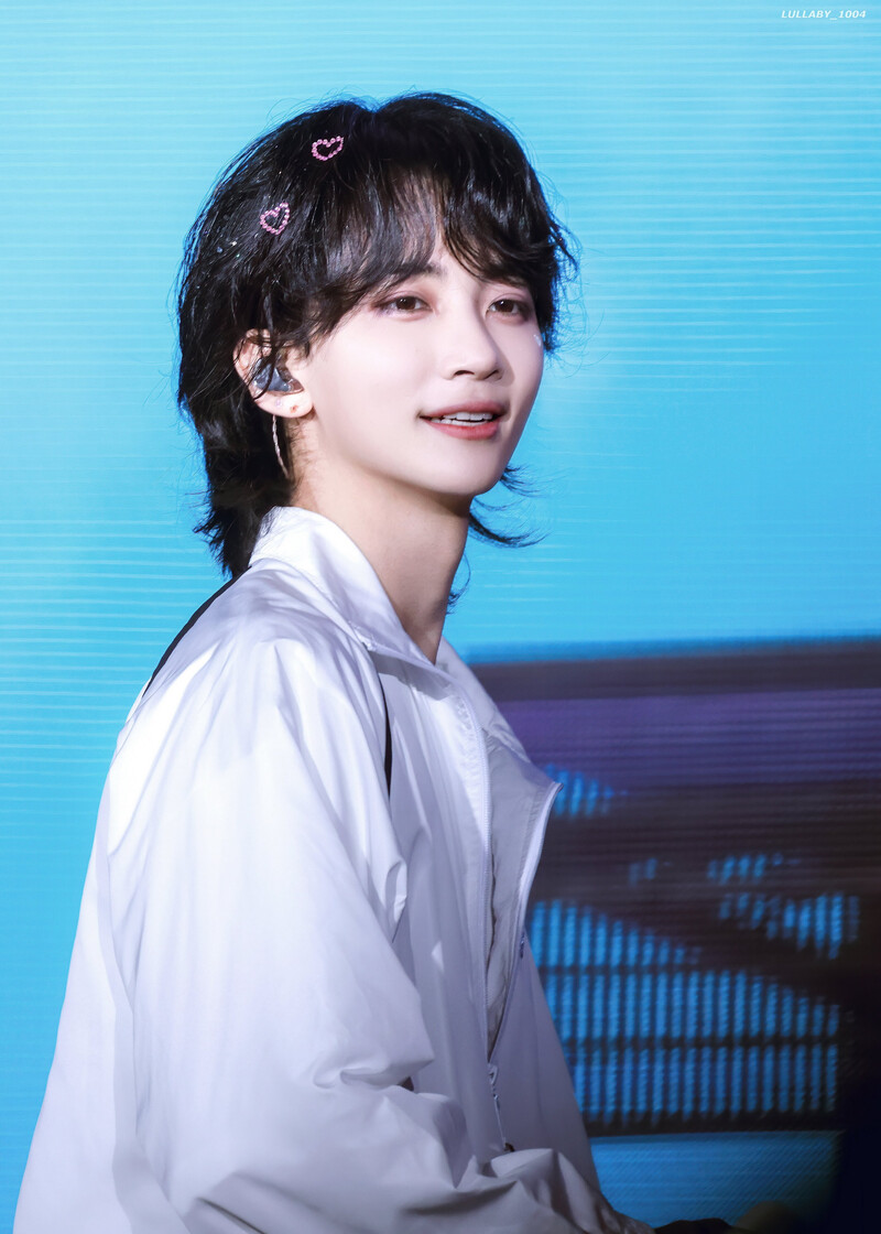 240526 SEVENTEEN Jeonghan -  ‘FOLLOW’ AGAIN TO JAPAN at Nissan Stadium documents 11