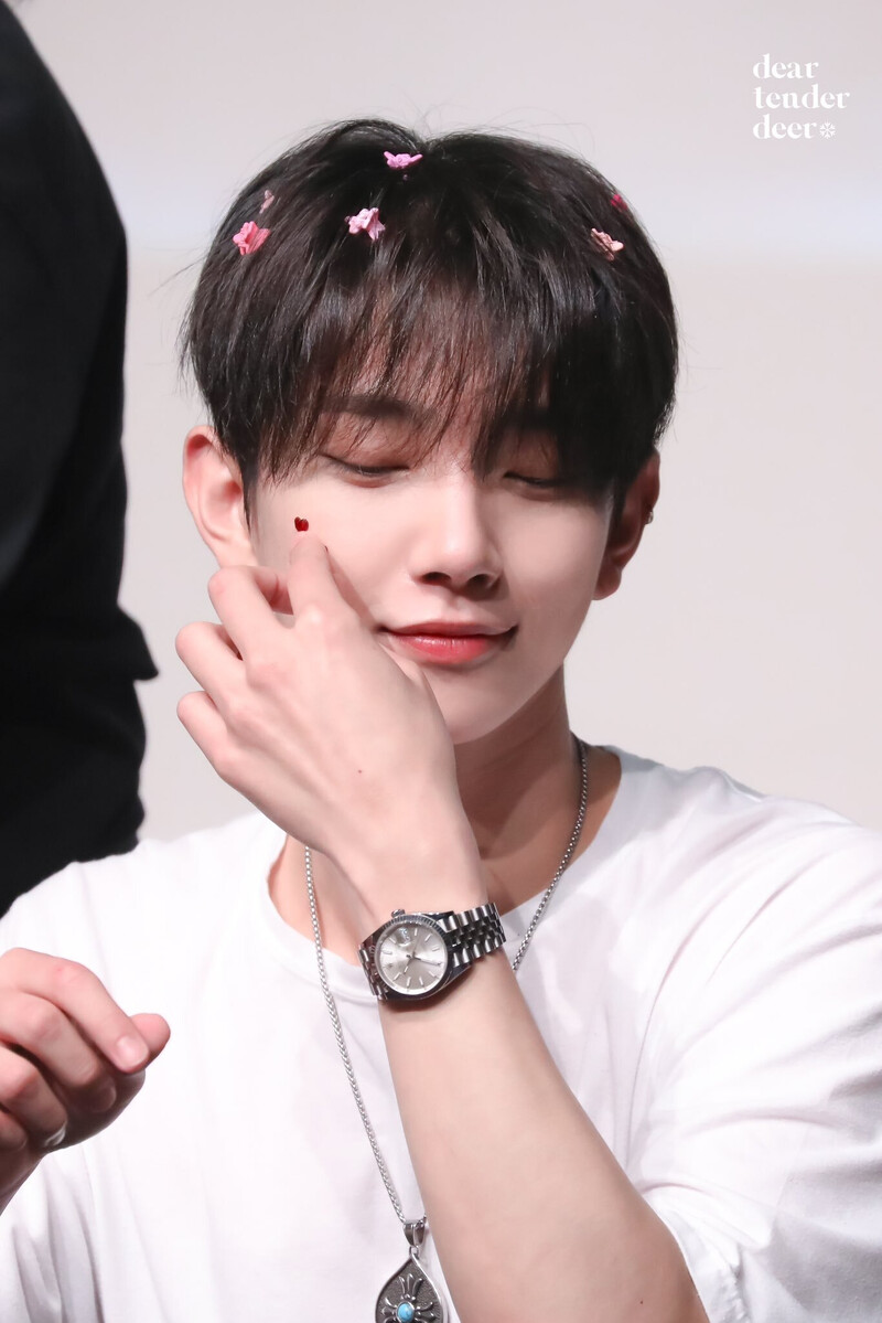 231104 SEVENTEEN Joshua - SEVENTEENTH HEAVEN Offline Fansign Event documents 9