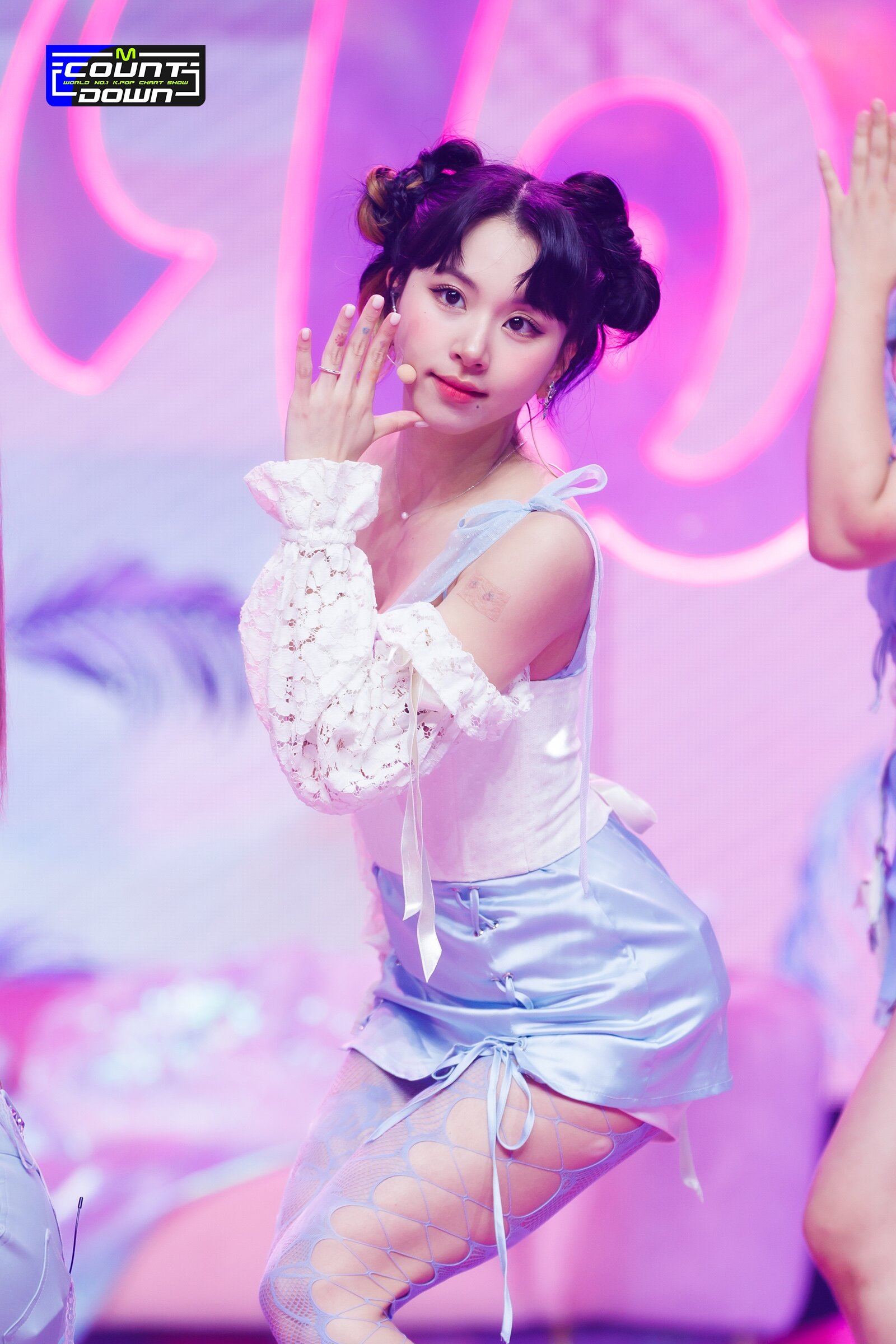 220901 TWICE Nayeon 'Talk that Talk' at M Countdown