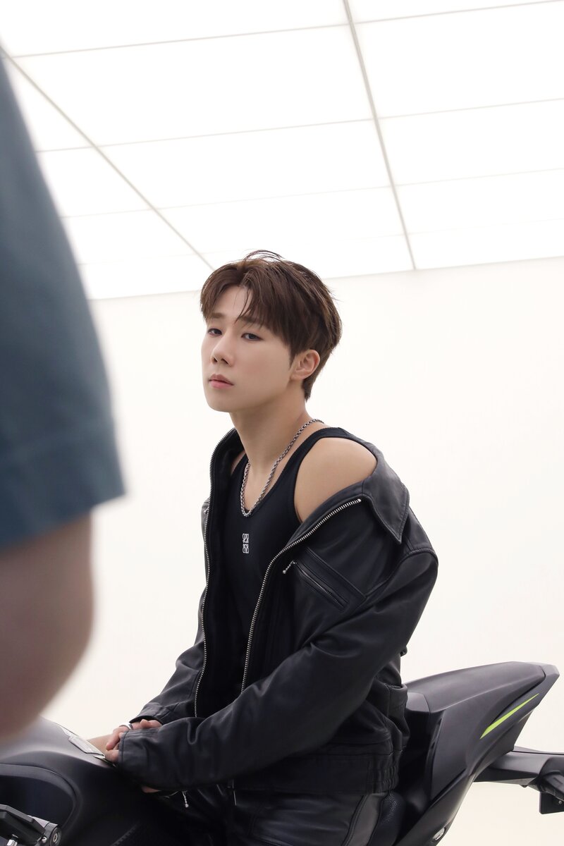 20230704 - Naver - 2023 S/S Jacket Shooting Behind Photos documents 4