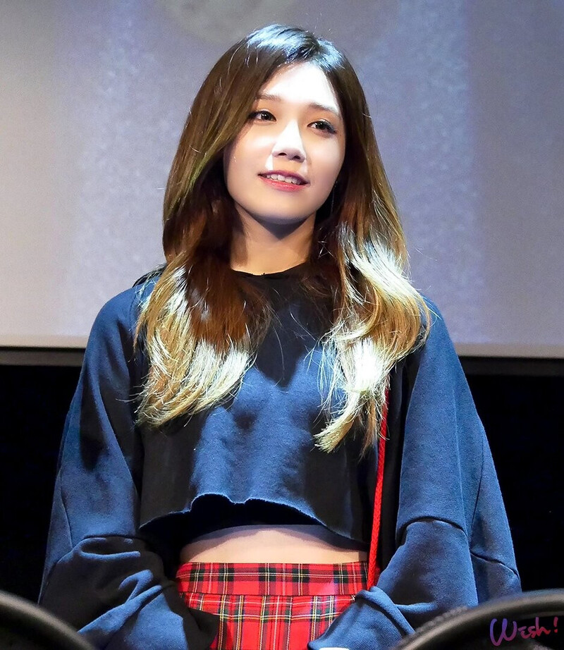 160929 Apink EUNJI at fansign event documents 5