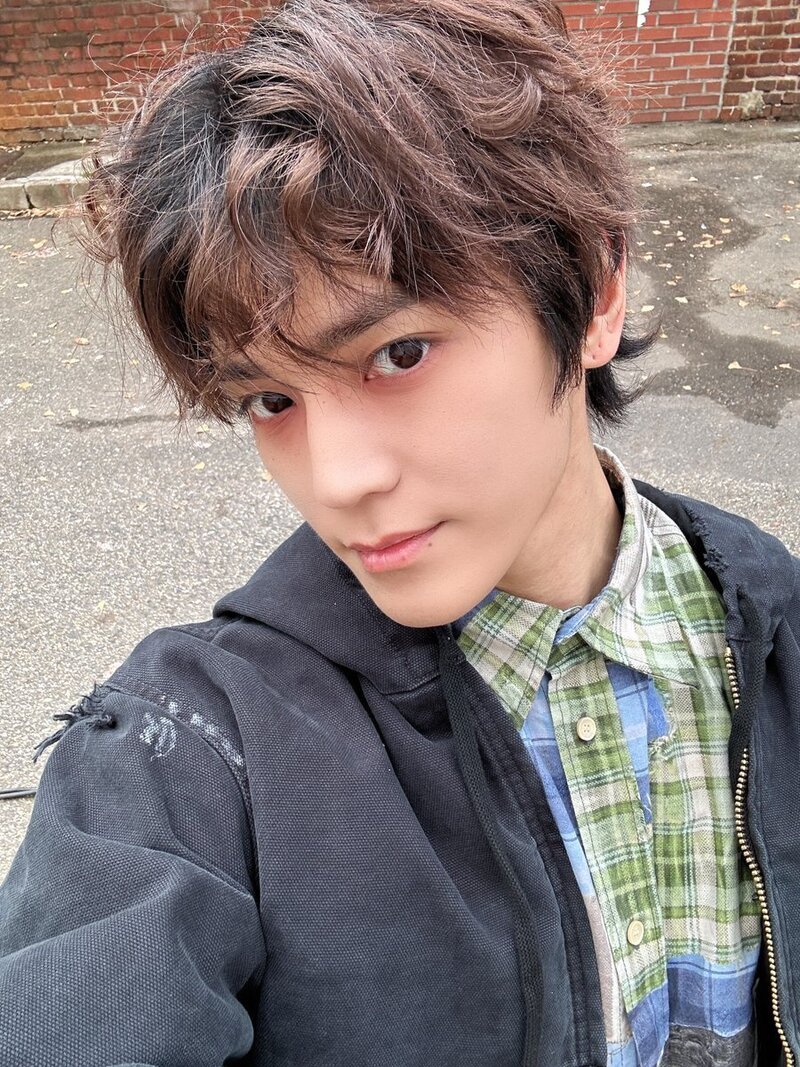 240305 NCTsmtown Twitter Update with Taeyong documents 2