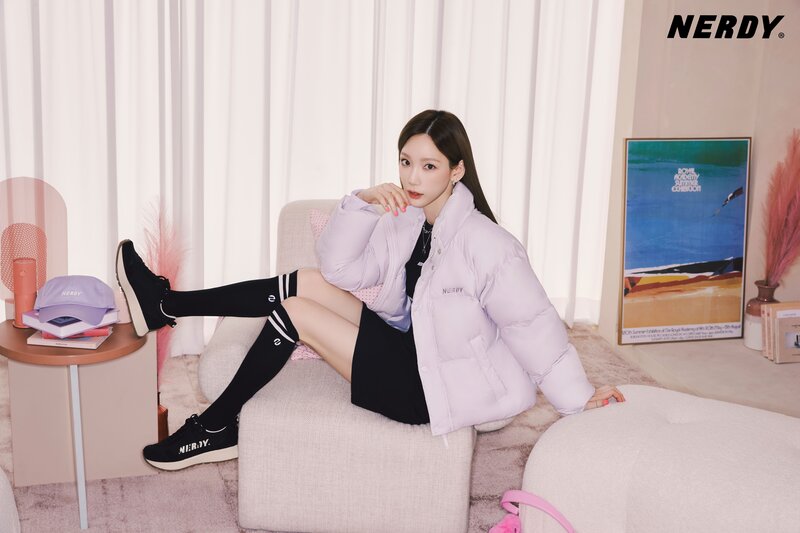 Taeyeon for NERDY 2022 FW Collection documents 3