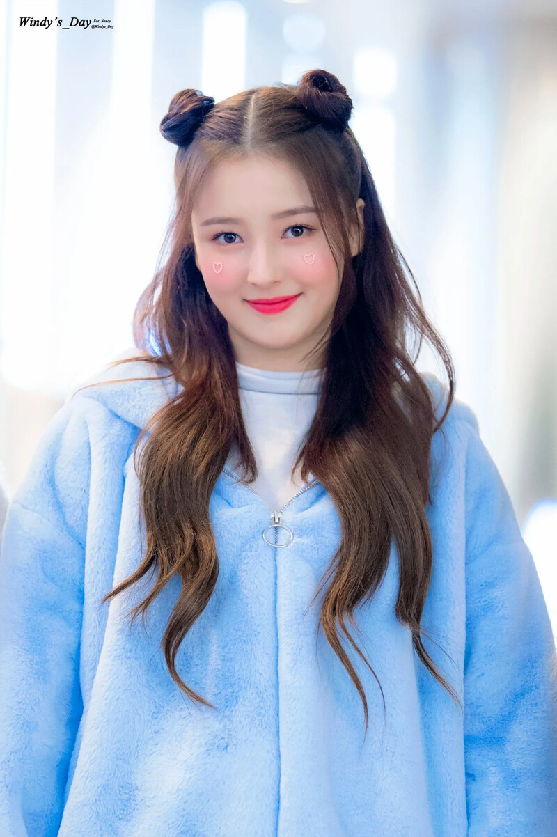 200118 MOMOLAND Nancy | kpopping