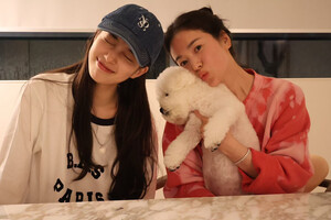 240622 Suzy Instagram Update with Song Hye-kyo