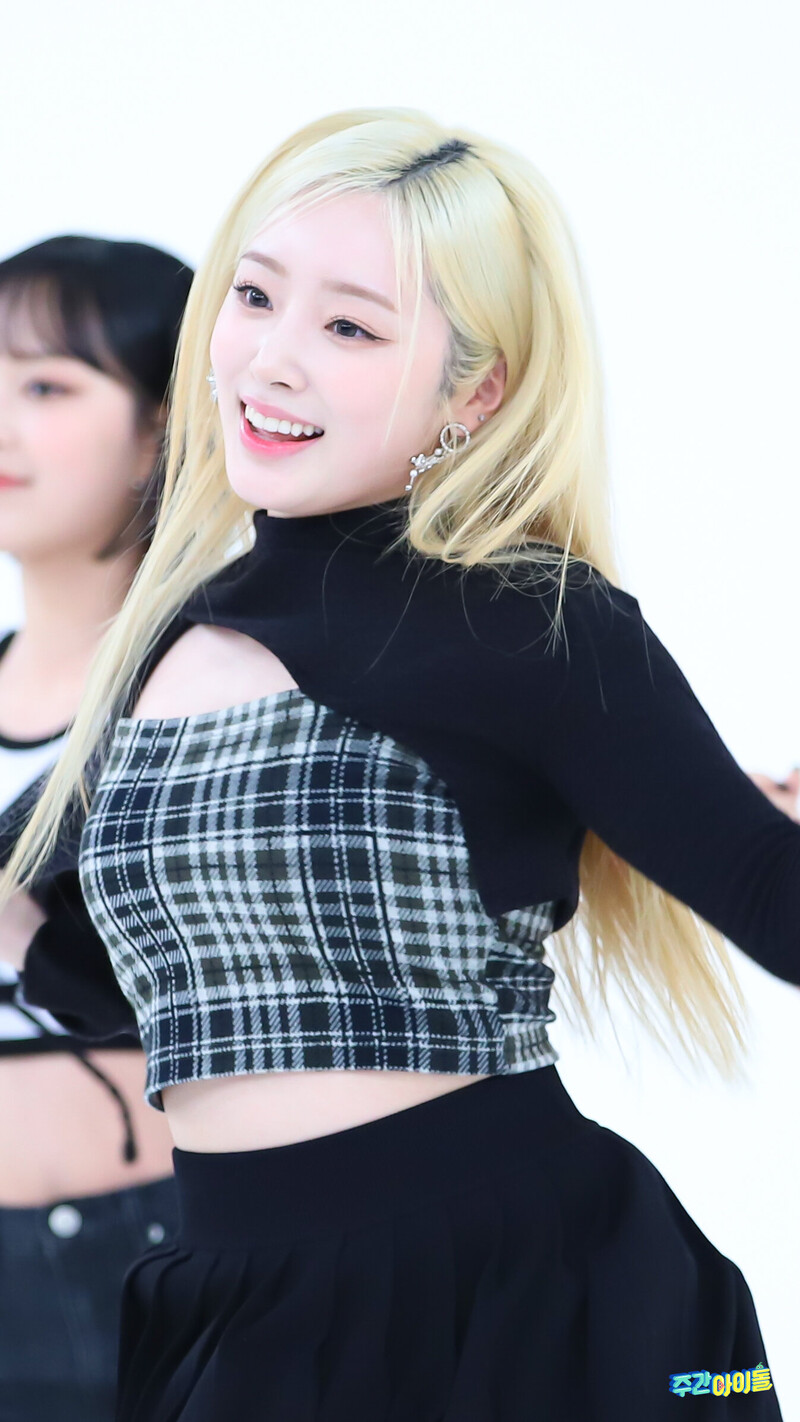 231011 MBC Naver Post - LIGHTSUM Hina at Weekly Idol documents 8