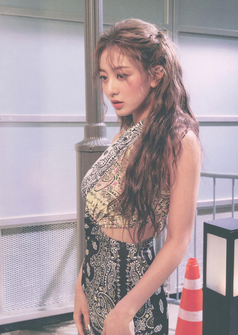 TWICE Jihyo - 'ZONE' [Scans] documents 4