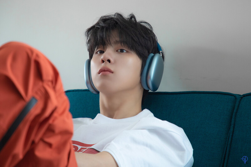 230915 - Naver - Wooseok Olive Young Photoshoot documents 7