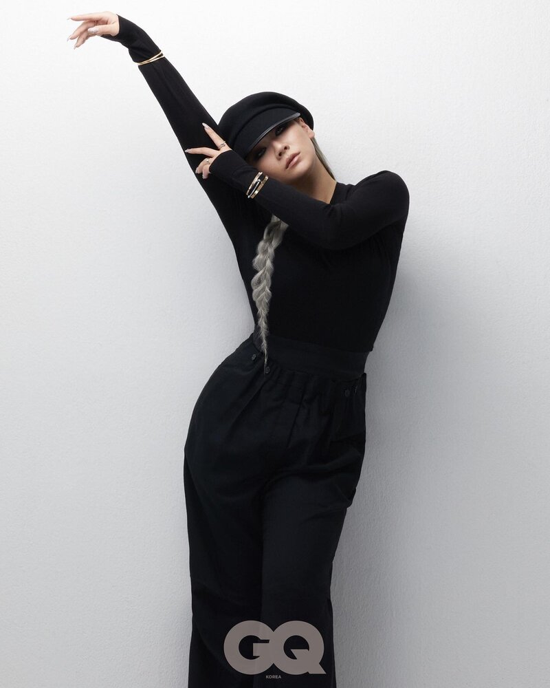CL for GQ Korea’s "Woman of the Year 2022" December Issue documents 5