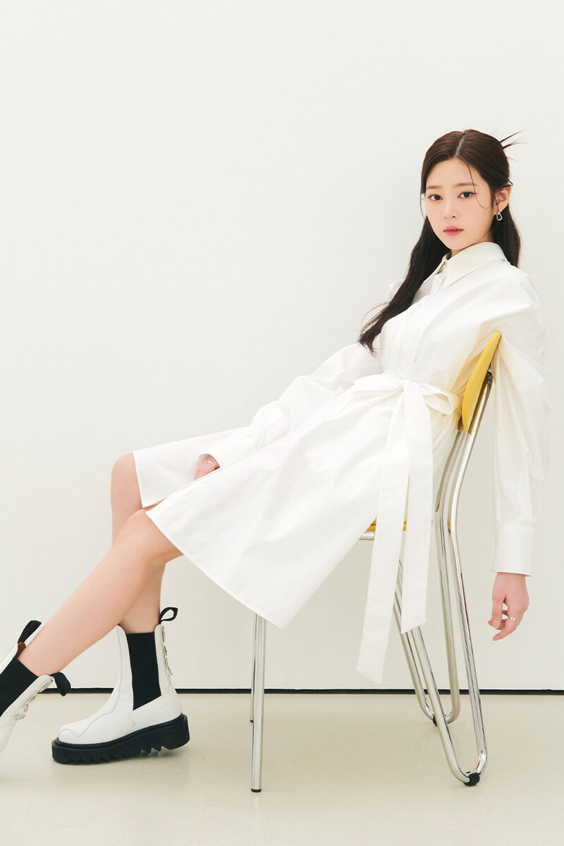 Kim Minju for Citybreeze 2022 SS Collection documents 17