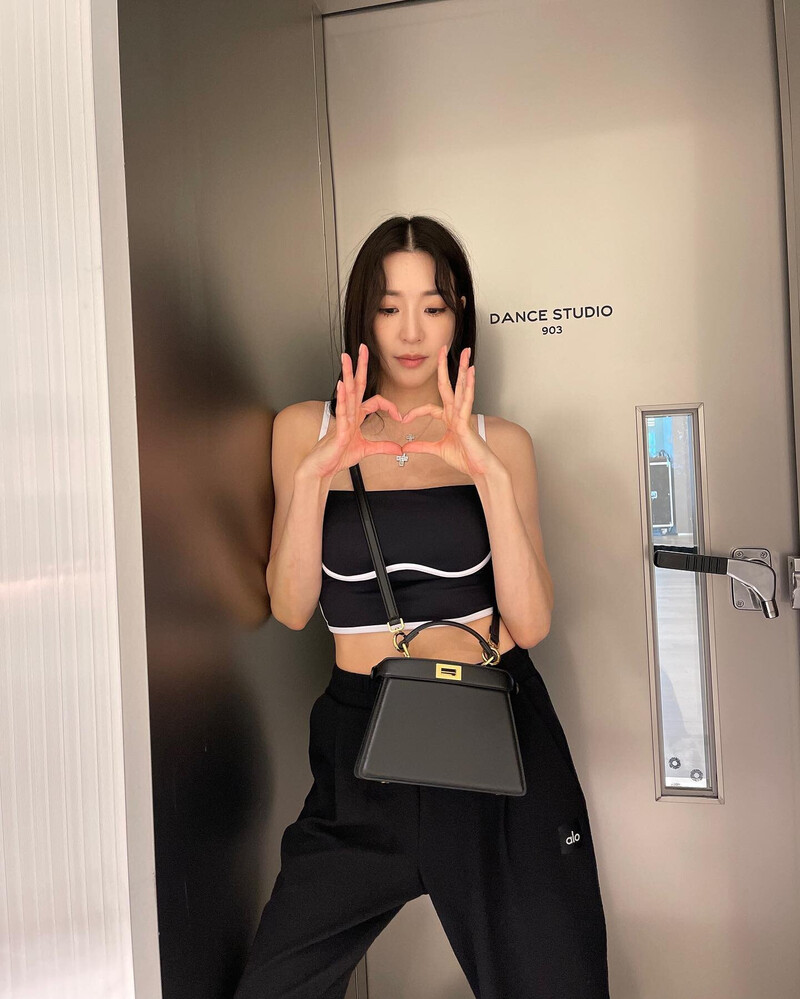 220621 Tiffany Young Instagram Update documents 3