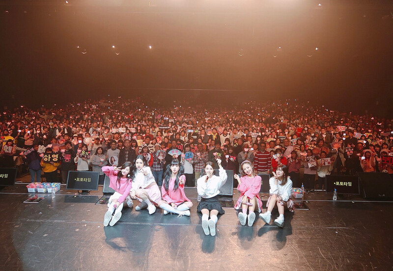 190202 APINK Japan Live 'Pink Collection' Concert Day 1 documents 2