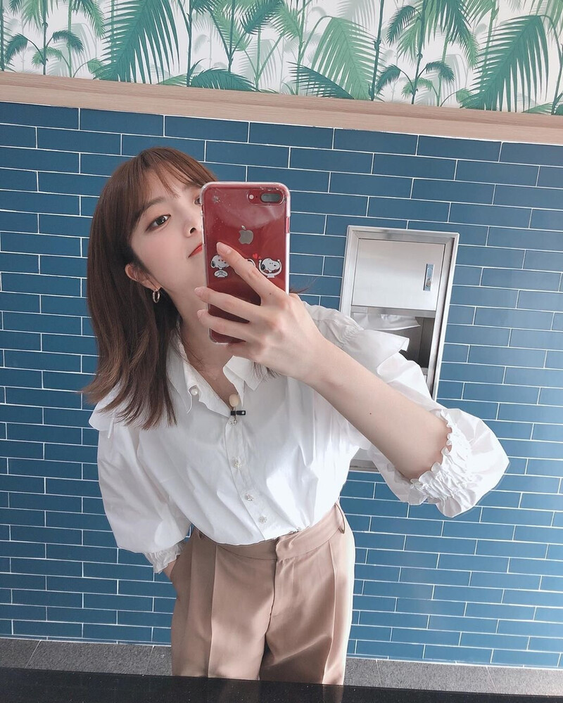 200728 Suyeon Instagram update documents 3