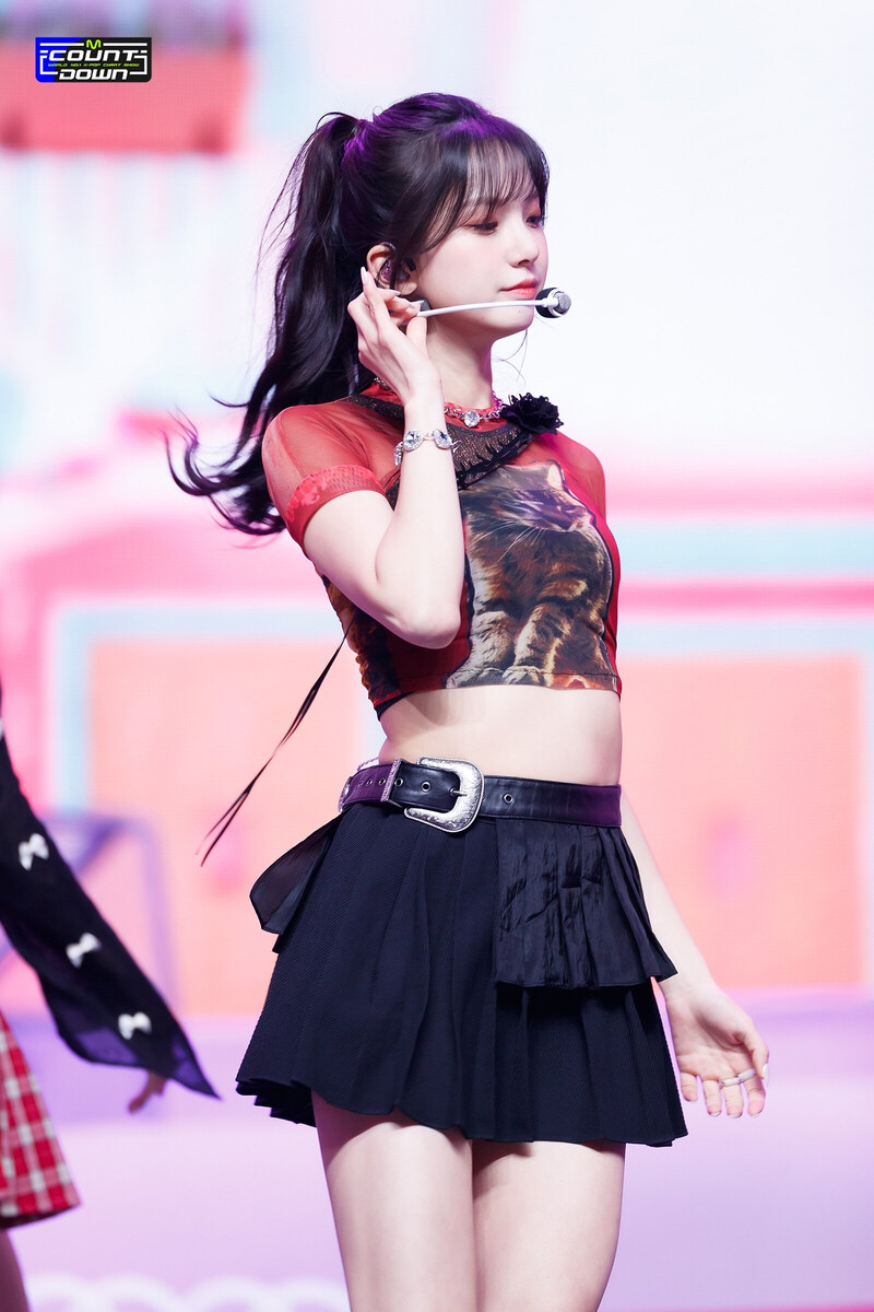 231012 Kep1er Yujin - 'Galileo' at M COUNTDOWN documents 1