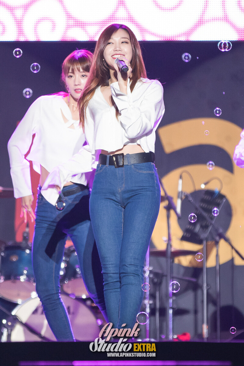 161015 Apink EUNJI at 'Coupang Family Festival' documents 6