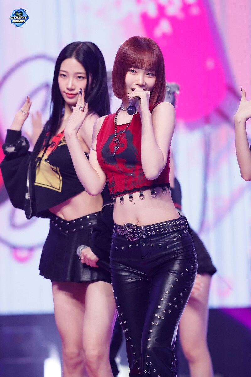 240905 LE SSERAFIM Chaewon - '1-800-hot-n-fun' at M COUNTDOWN documents 2