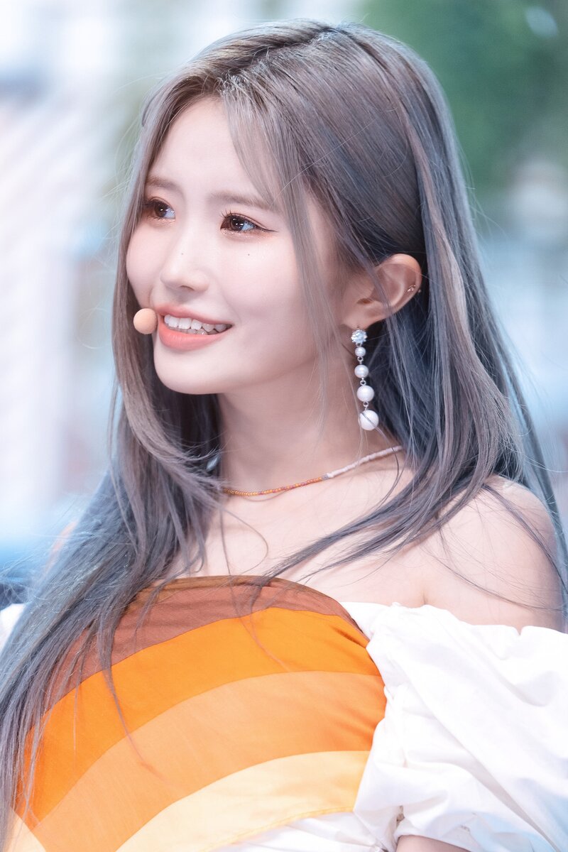 220703 fromis_9 Hayoung - 'Stay This Way' at Inkigayo documents 12