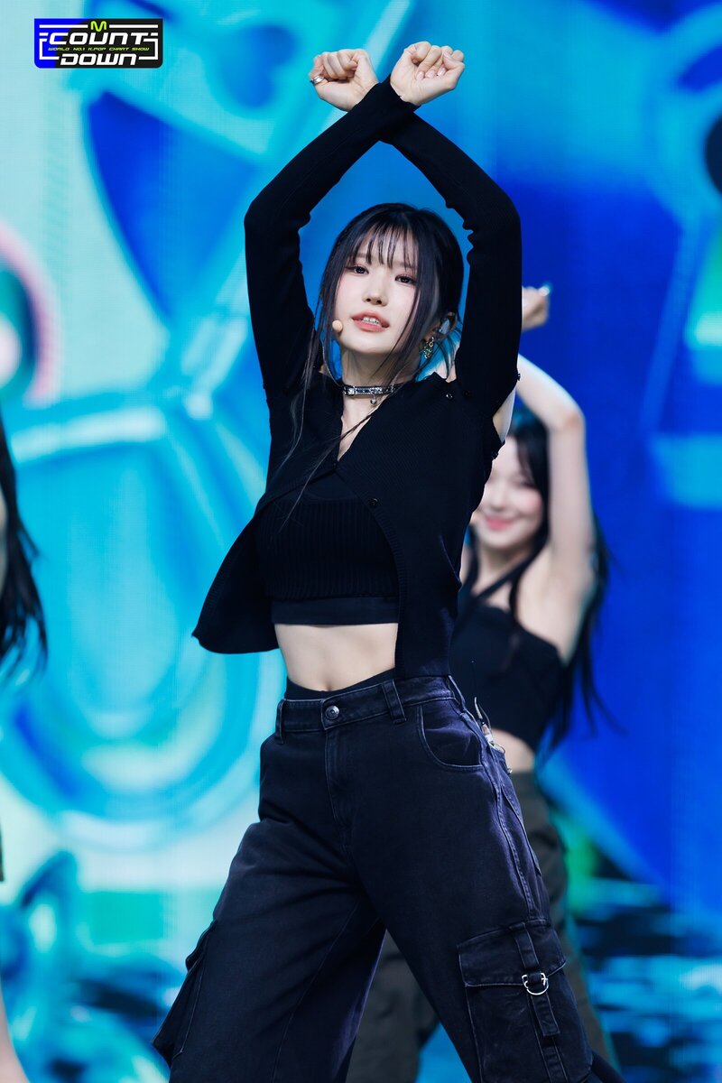 230608 fromis_9 Hayoung - '#menow' at M COUNTDOWN documents 1