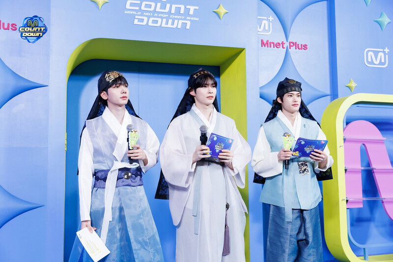 240208 MC Hanbin, Jaehyun and Sohee at M Countdown documents 10