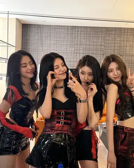 240811 - YEJI Instagram Update with ITZY