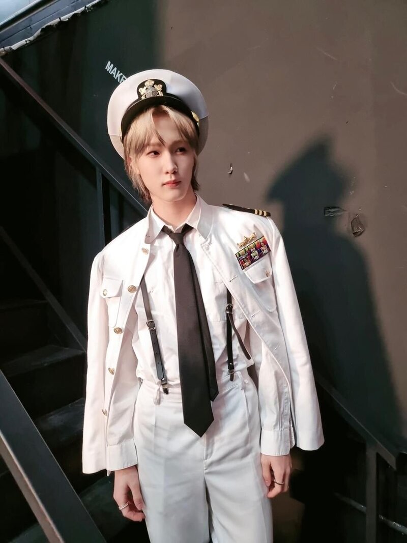 220113 - Weverse - Do It Like This (Uniform Ver) Behind P1ck documents 13