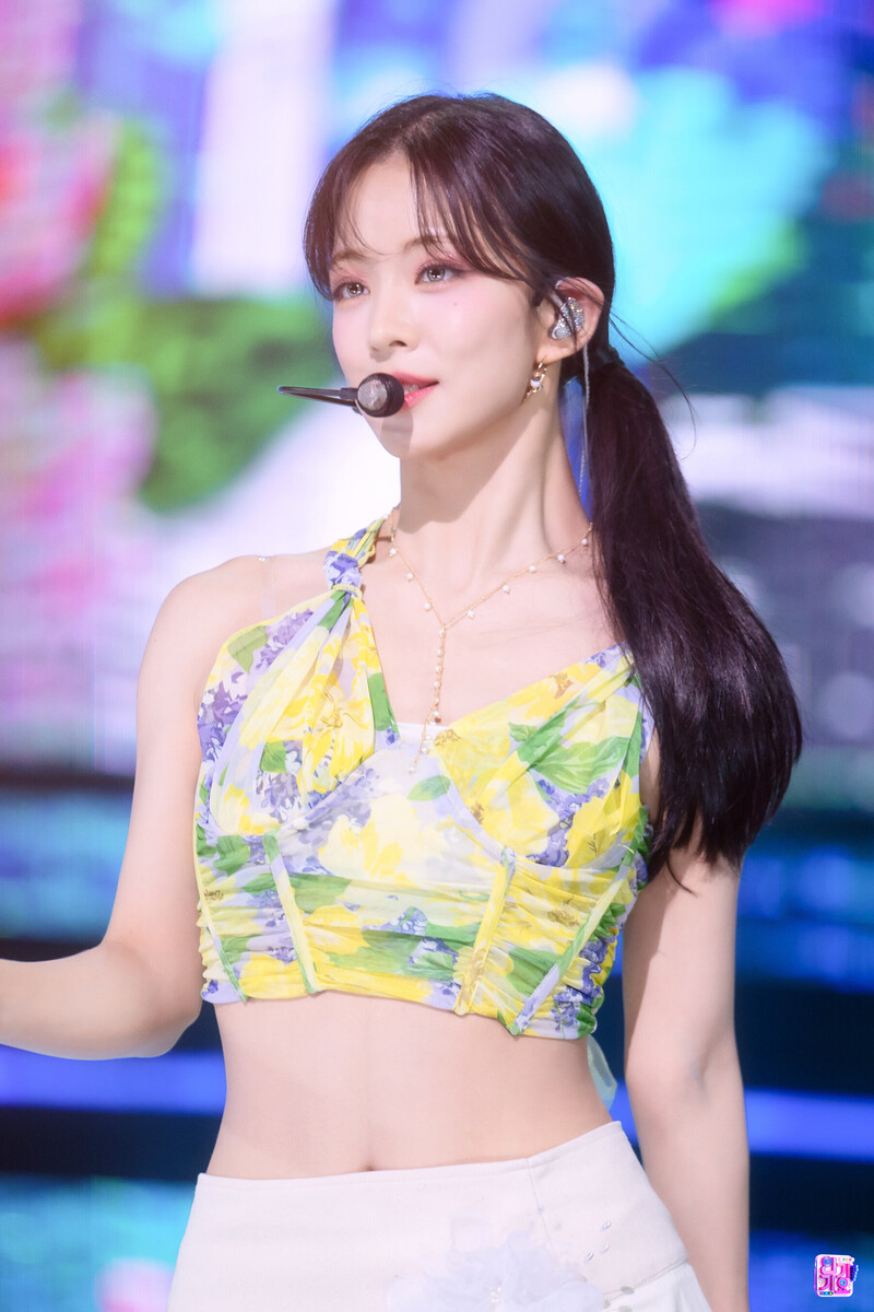 220710 fromis_9 Chaeyoung - 'Stay This Way' at Inkigayo documents 9