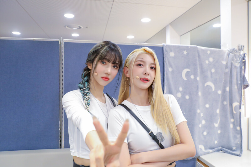 221209 Dreamcatcher Naver Post - 'VISION' Activities Behind 2 documents 2